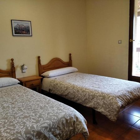 Belsué Casa Rural Lo Ferreroゲストハウス エクステリア 写真