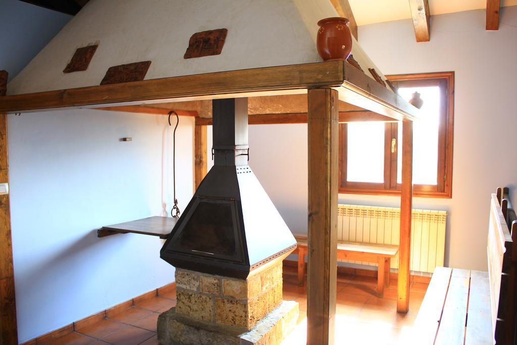 Belsué Casa Rural Lo Ferreroゲストハウス エクステリア 写真